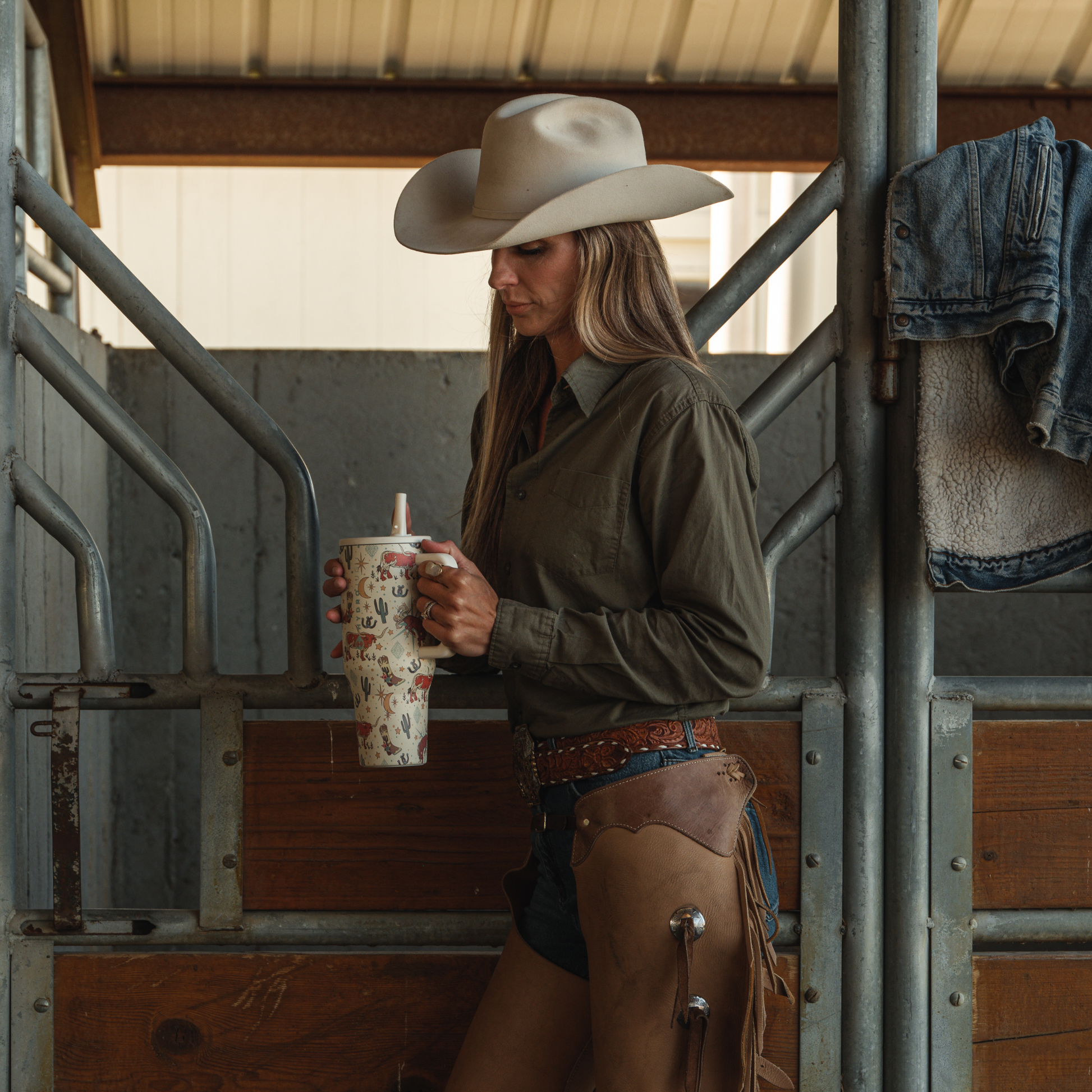 rodeo-32oz-946ml-d7 TRVL32-Rodeo-6-WPI.png
